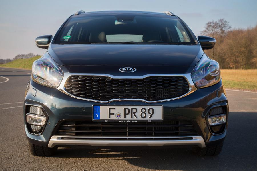  Kia Carens EcoDynamics 2016 года  (WW) (фото 8 из 27)